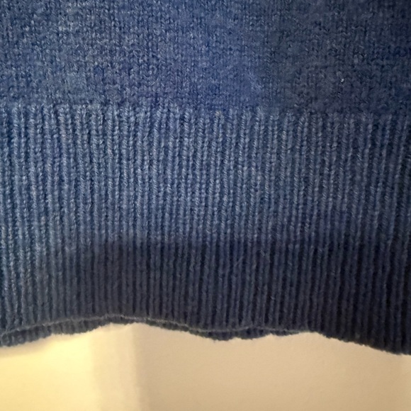 LL Bran Men's Blue Lambs Wool v-Neck SweaterVest SzL Casual - Picture 9 of 11